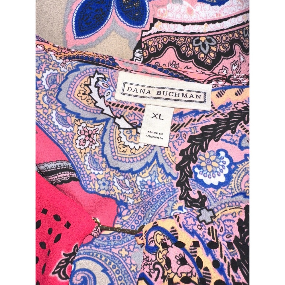 Dana Buchman sleeveless keyhole neck blouse top & colorful paisley and dot print - Picture 4 of 5